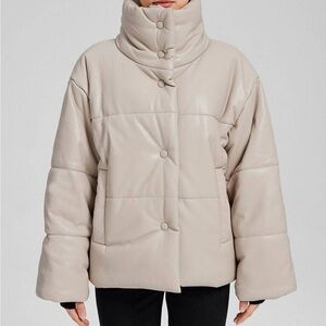 Lattelier Cream Puffer Coat in Light Beige Size Medium